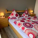 Vina Am Ring 3* Mannebach (Vulkaneifel)