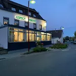 Bed and Breakfast Vina Am Ring