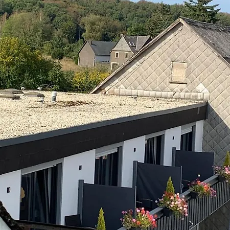 Vina Am Ring 3* Mannebach