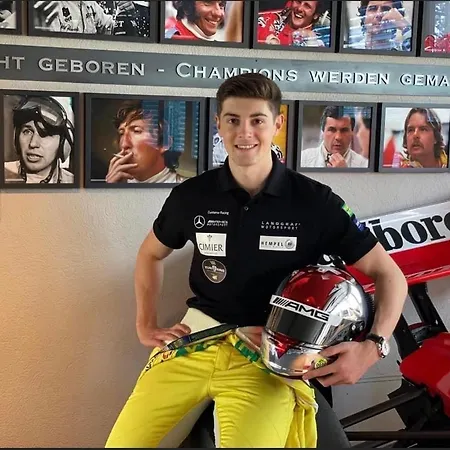 Vina Am Ring Bed & Breakfast