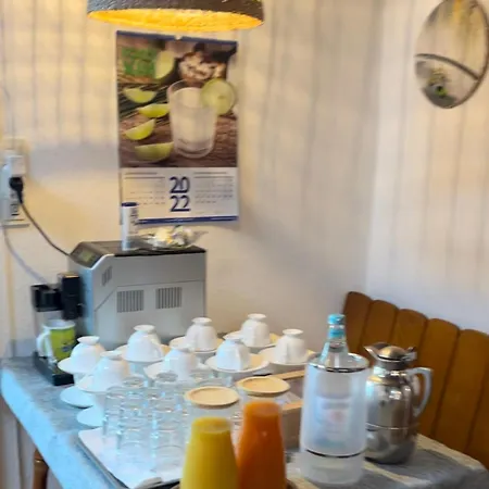 Vina Am Ring فندق مبيت وإفطار 3*