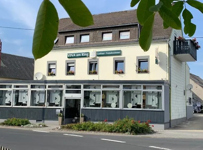 Vina Am Ring Bed & Breakfast Mannebach (Vulkaneifel)