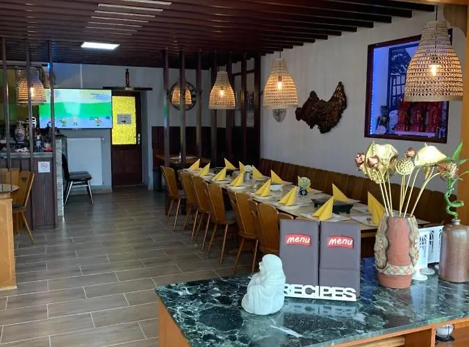 Vina Am Ring Bed & Breakfast 3*