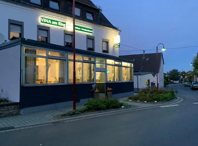 Bed & Breakfast Vina Am Ring