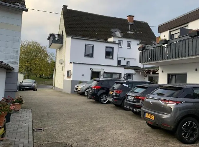 Vina Am Ring Bed & Breakfast Mannebach (Vulkaneifel)