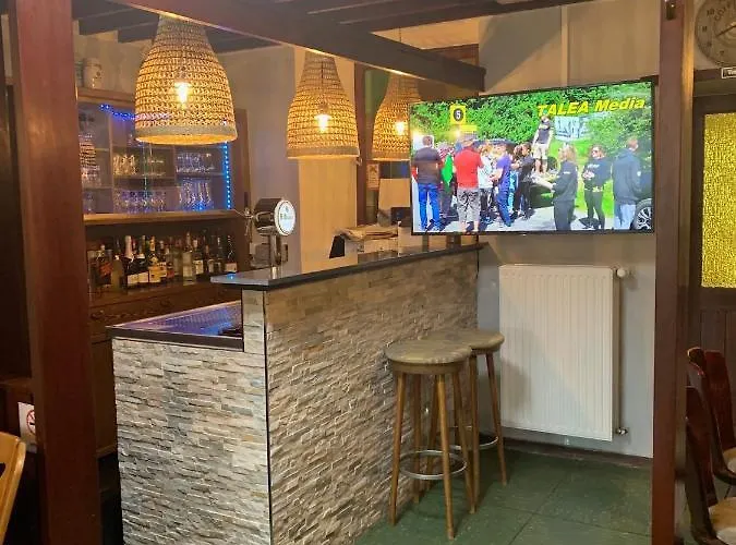 Bed & Breakfast Vina Am Ring 3*