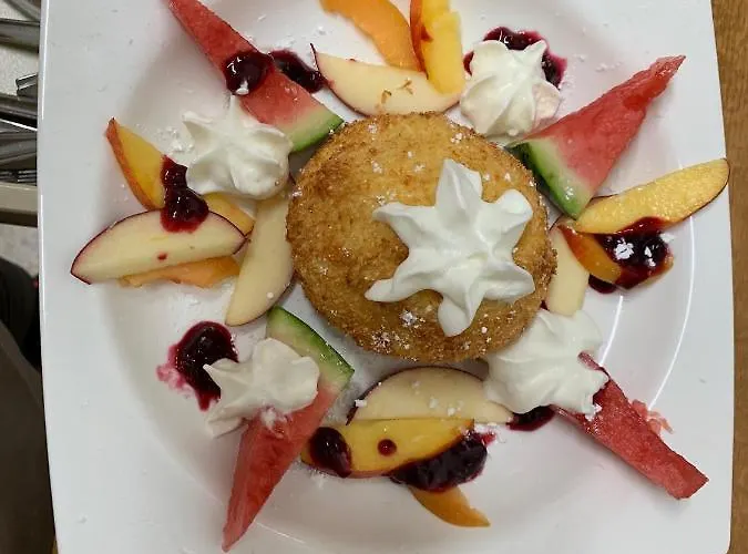 Vina Am Ring Bed & Breakfast